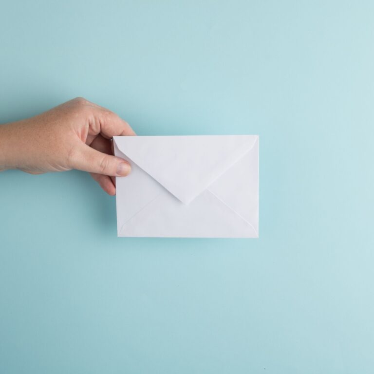 What are the benefits of hybrid mail?
